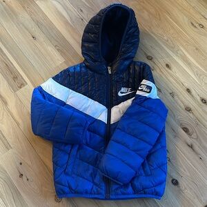 Nike Puffy coat sized 6-7years